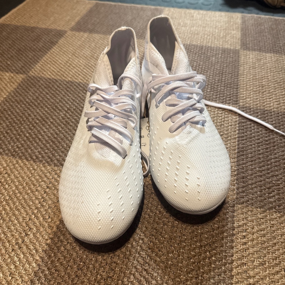 Predator Tor Accuracy 3 Adidas Soccer Cleats